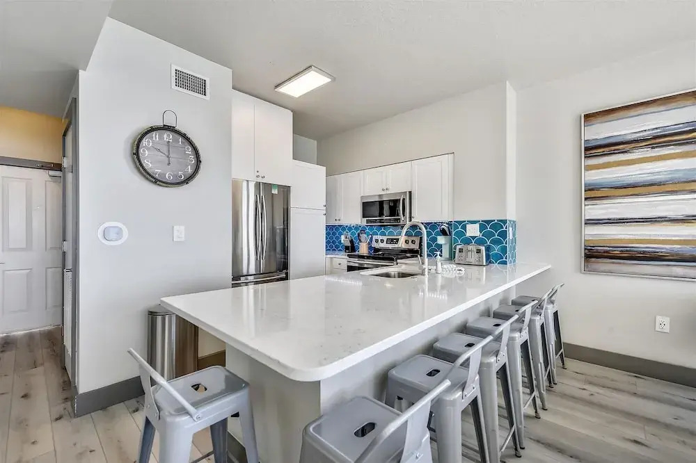 Shores of Panama 2003 - Renovated 2 bedroom, with Bunkroom with a Reserved Parking Space! 2 Condo by RedAwning