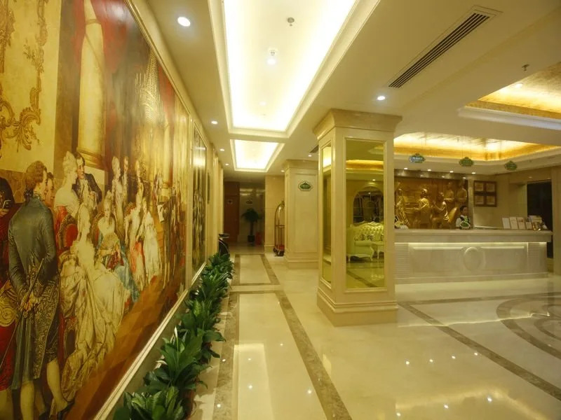 Vienna Hotel Sanya First Market