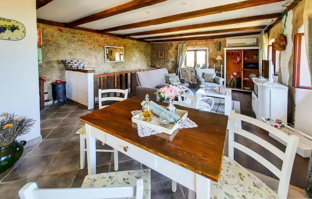 Beautiful Home In Lovran With Wifi