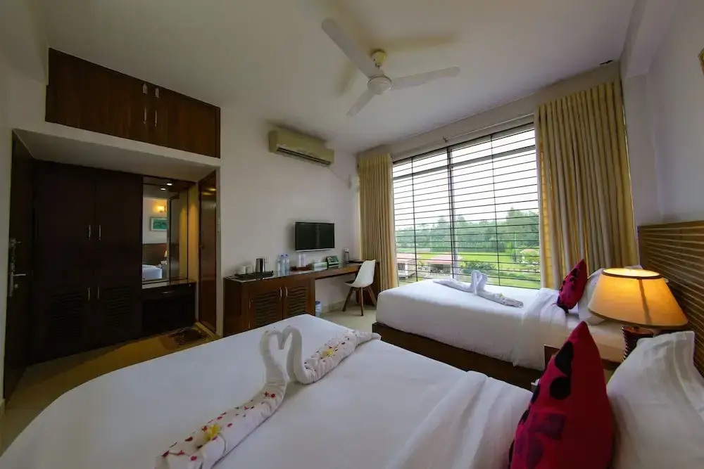 SKS Inn