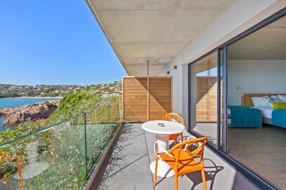 Hotel le Jardin dEmile
