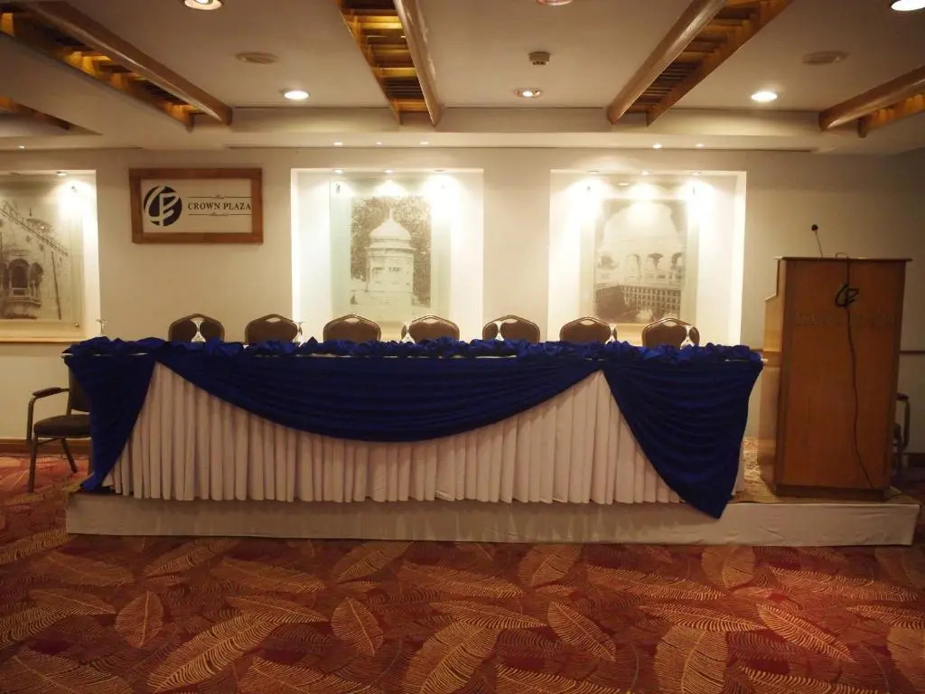 Hotel Crown Plaza Islamabad