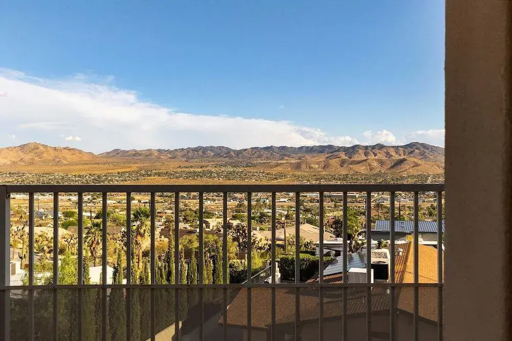 Hilltop Haven Near Joshua Tree National Park