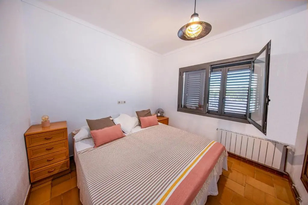 HOUSE APARTMENT LESCALA