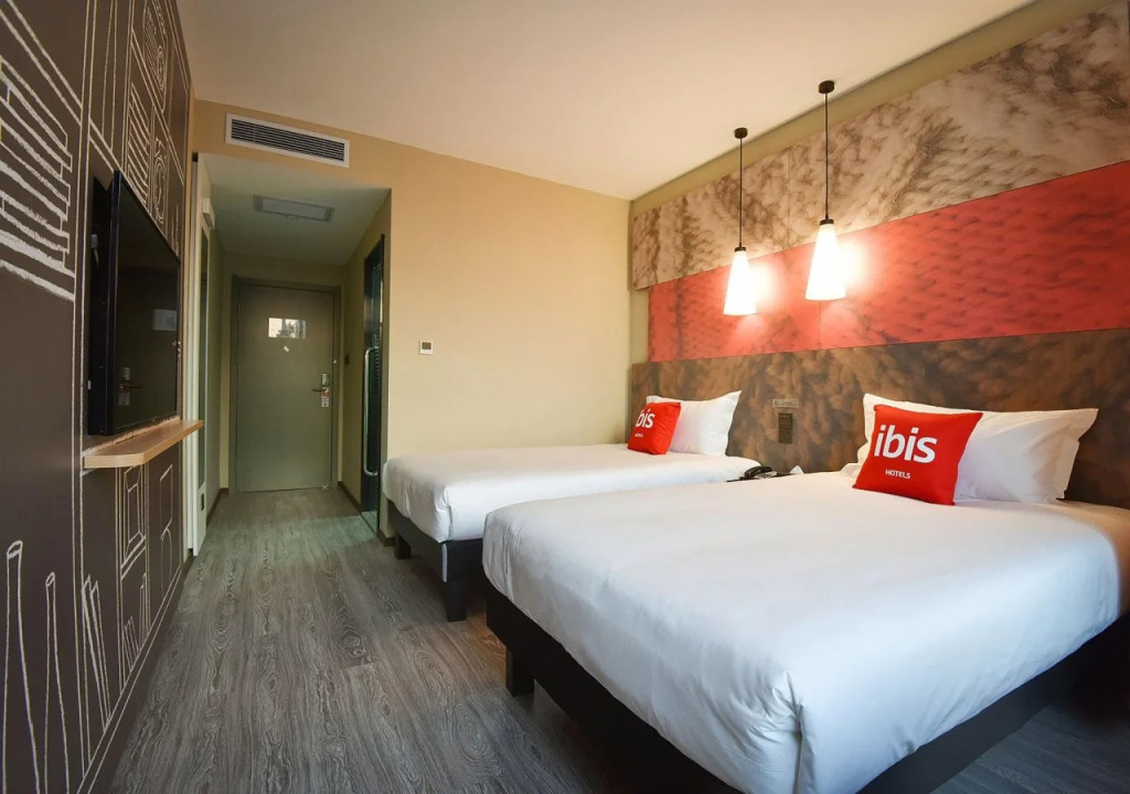 ibis Lanzhou Wuquan Square
