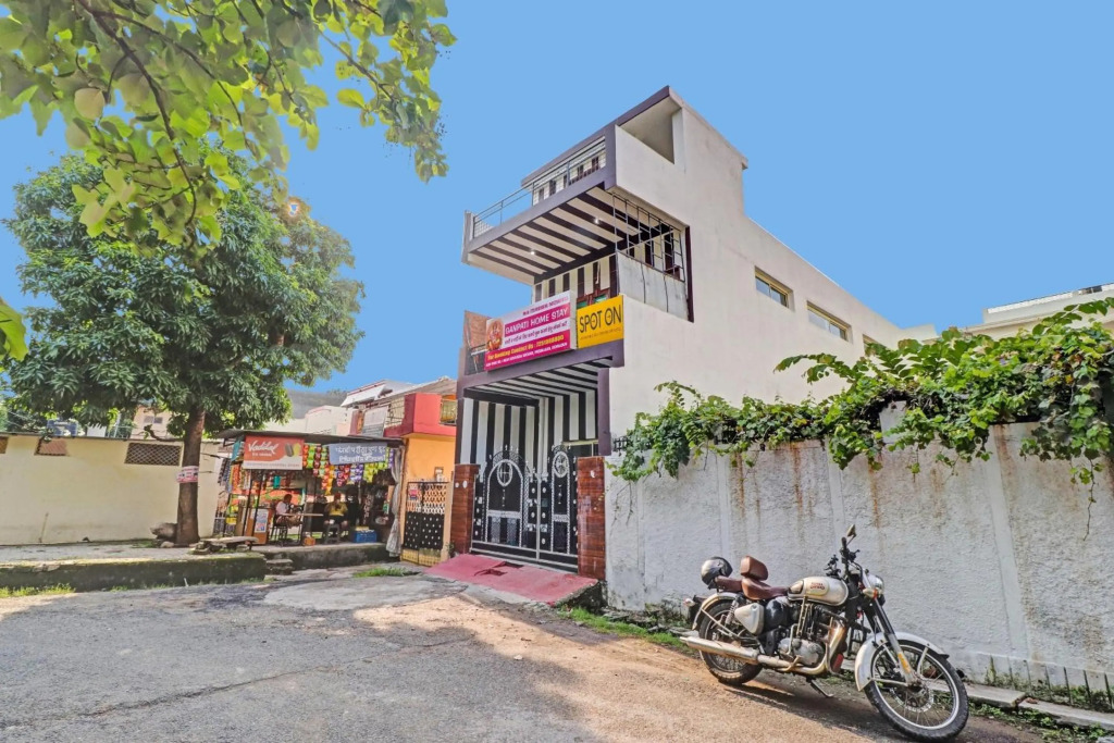 SPOT ON 91633 Ganpati Home Stays