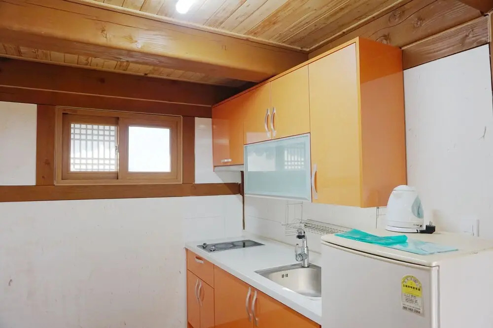 Netgang Sanchon Hwangto Pension & Camping