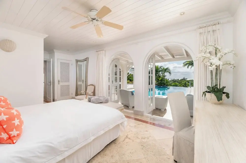 Waterfalls - 6 bed Peaceful and Secure Luxury
