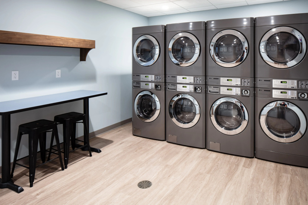 Staybridge Suites - Iowa City - Coralville by IHG