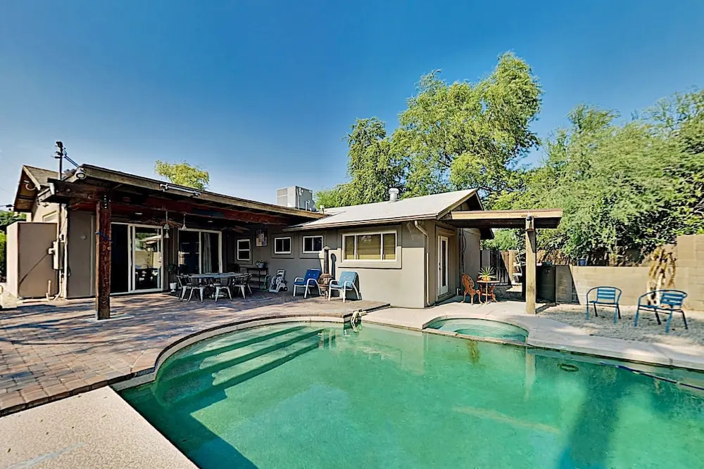 Minutes to Old Town, Heated Pool & Patio Stove! home