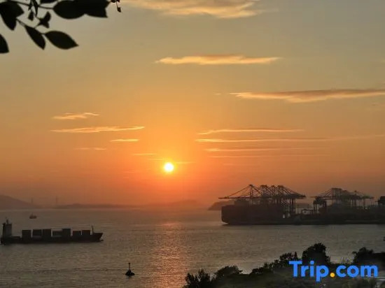 Sea Symphony Hotel