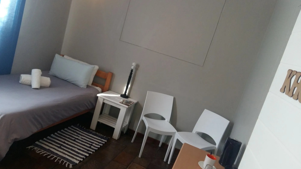Kates Nest Guesthouse & Backpackers