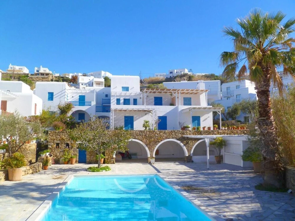 Mykonos Town Apartment With a View