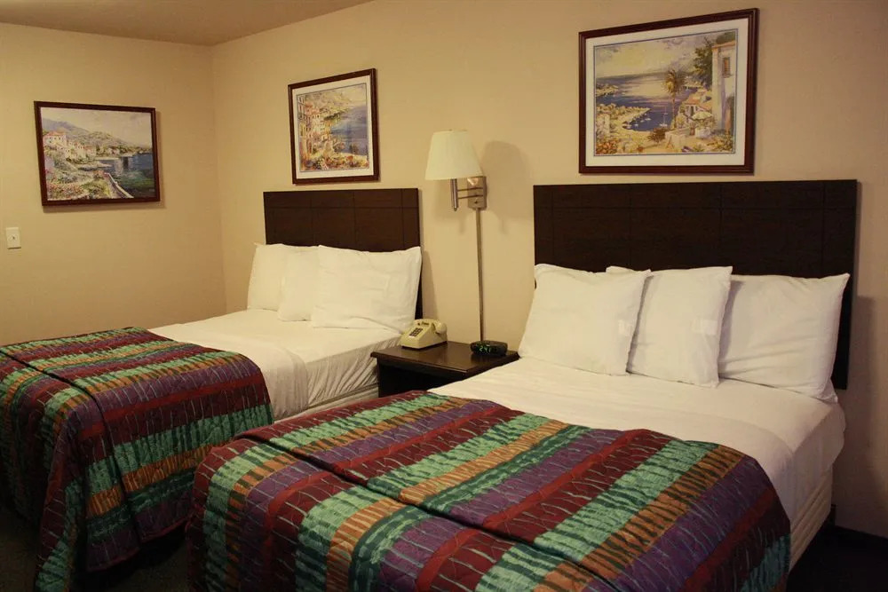 Savannah Suites Newport News
