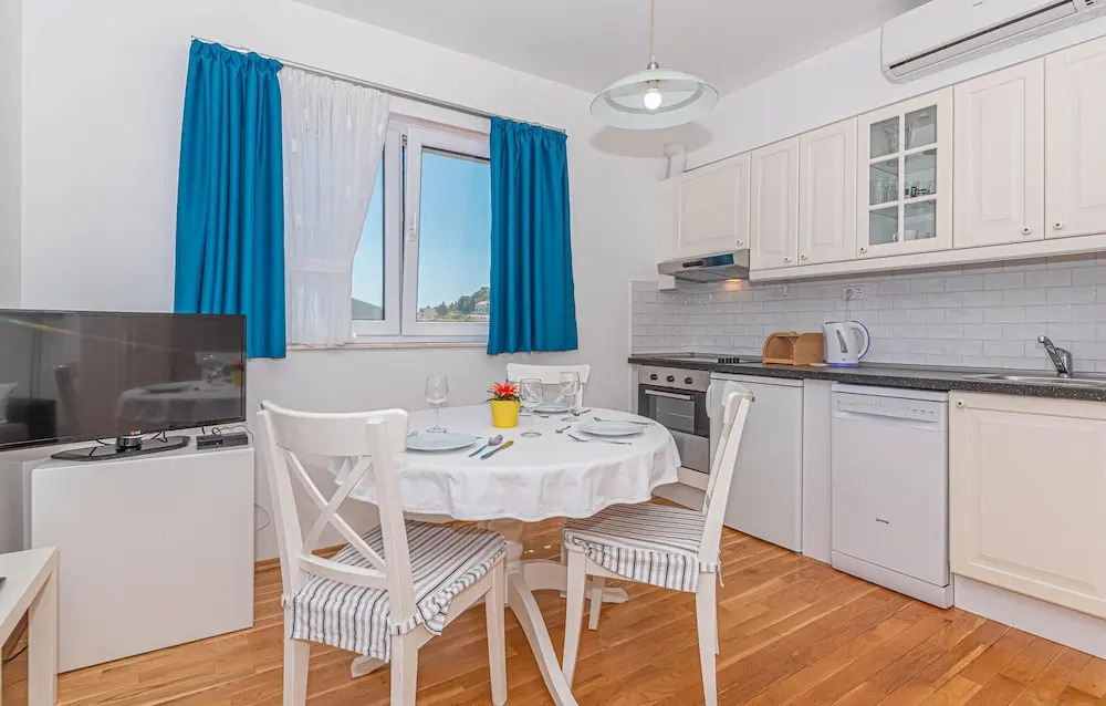 Awesome Apartment in Tribunj With Wifi and 1 Bedrooms