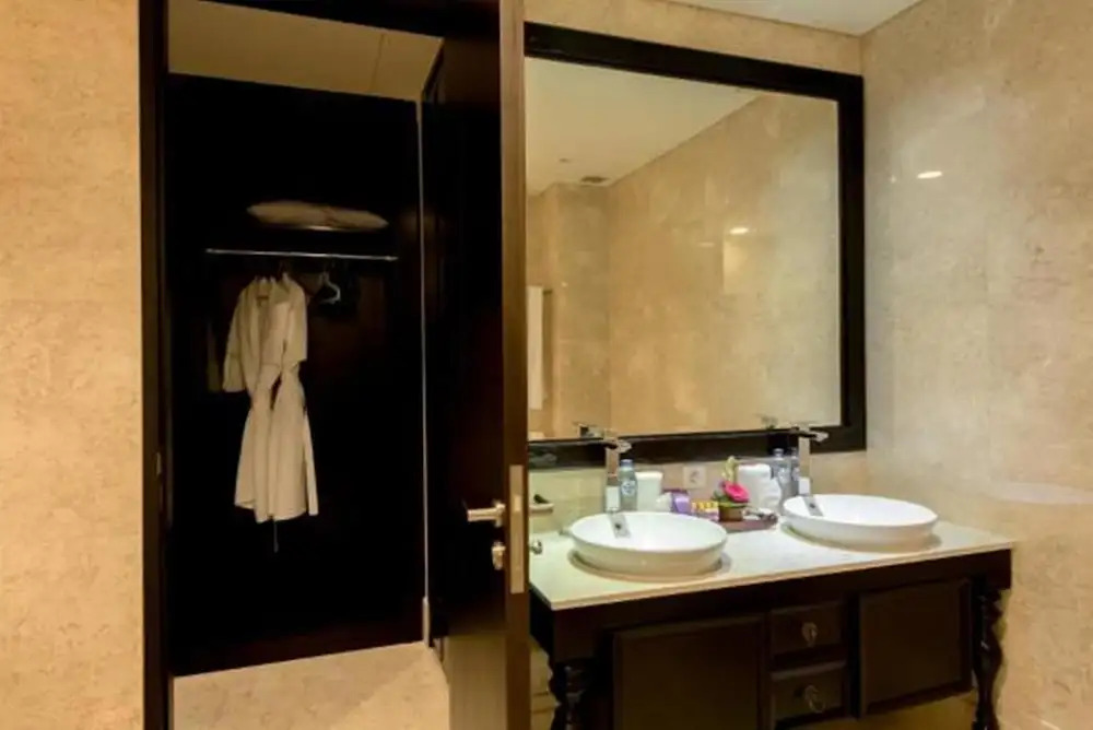 Ayana Residence Luxury Living