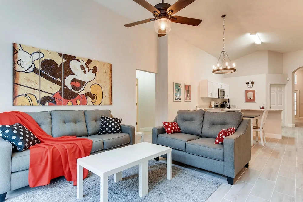 4BR Emerald Island Home by FS FL VH-8438