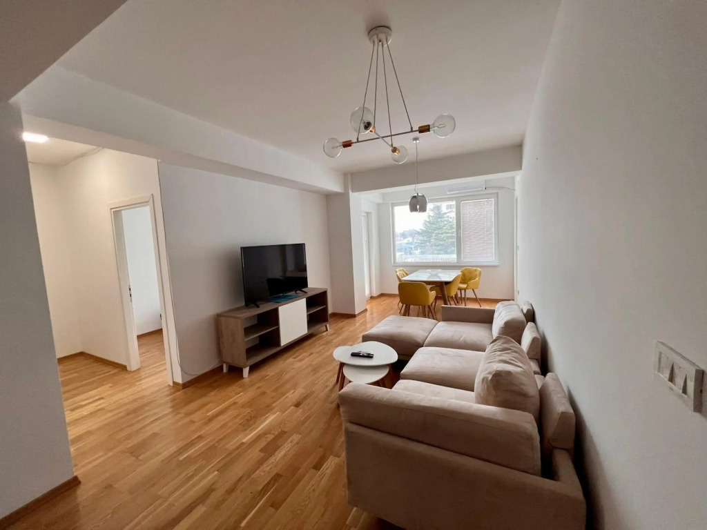 High-End Spacious Apartment next to City Mall