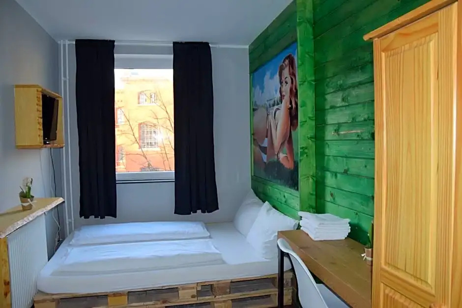 Hamburger Alm Hotel St. Pauli