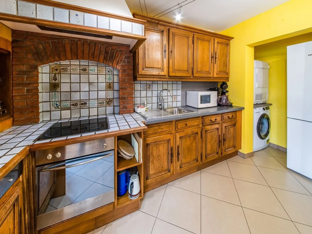 Modern Cottage in Rochefort with Private Garden