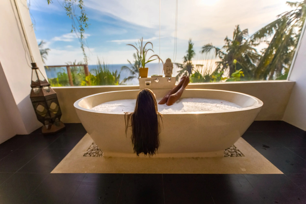 Malimbu Cliff Villa by Elite Havens
