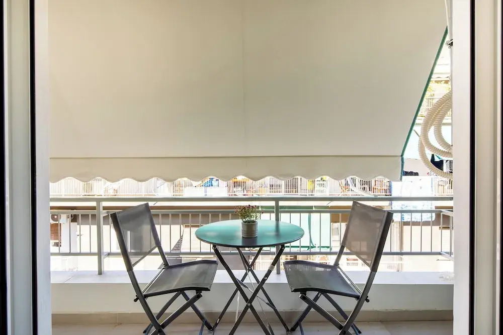 Mystique 2-Bedroom Apartment in Athens