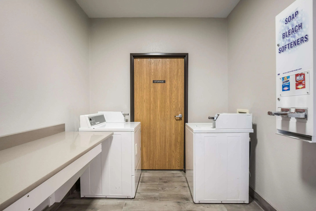 Quality Inn & Suites Lodi I-90