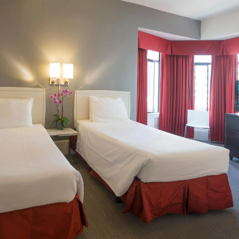 Grant Plaza Hotel