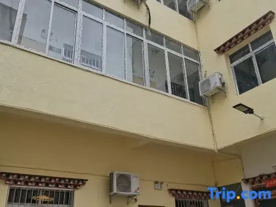 Guiyuan Business Hotel