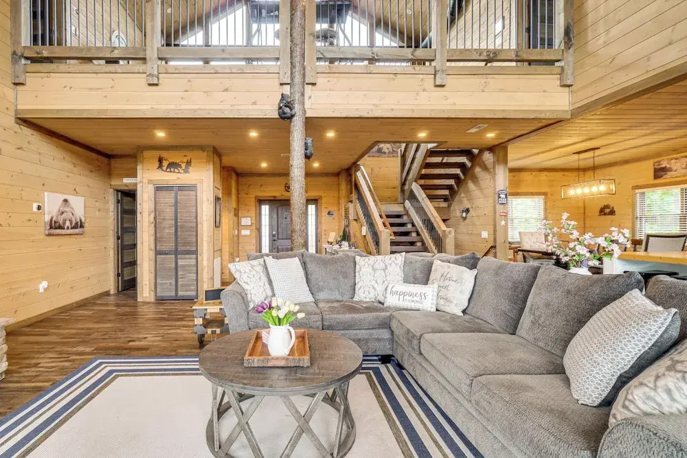 Luxury Sevierville Cabin w/ Private Hot Tub!