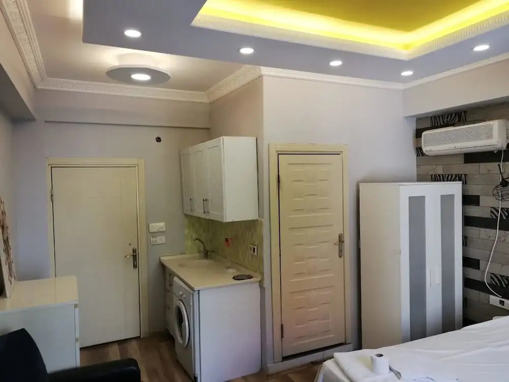 Banana Suite