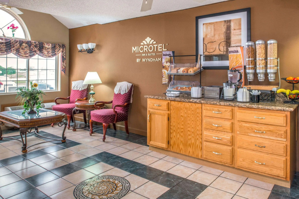 Microtel Inn & Suites Lincoln