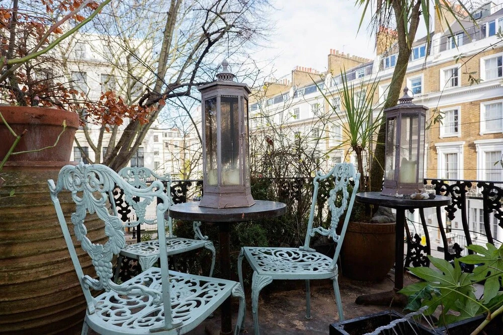Queen's Gardens Delight