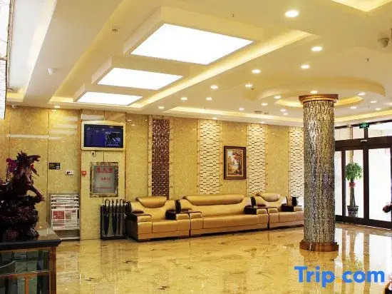 Ruiquanju Business Hotel (Qiqihar First Hospital Longsha Park Branch)