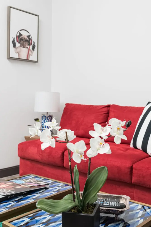 Global Luxury Suites at Spring Hill
