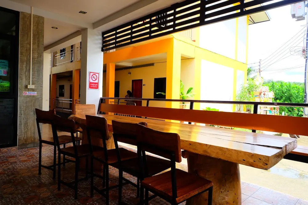Baan Nipa