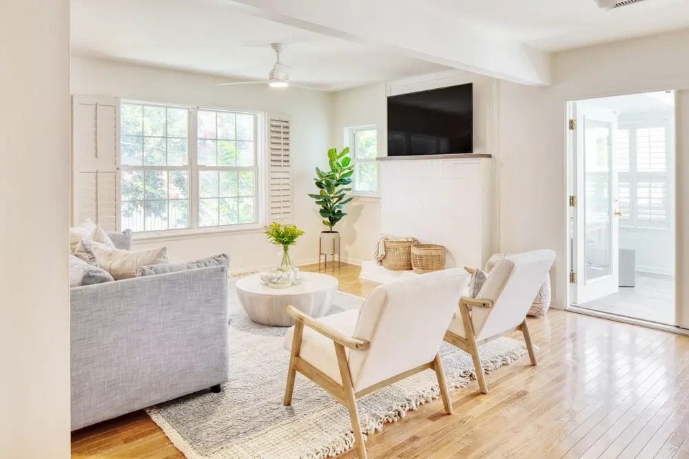 Hemlock by Avantstay Minutes From Folly Beach w/ Multiple Patios