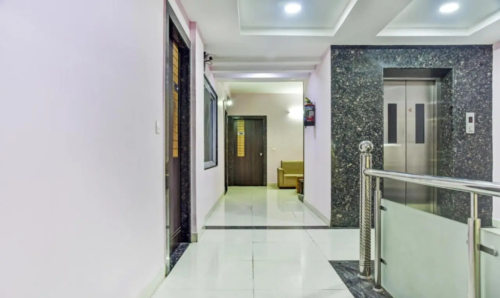 Treebo Royal Sun Palace MP Nagar Zone 2