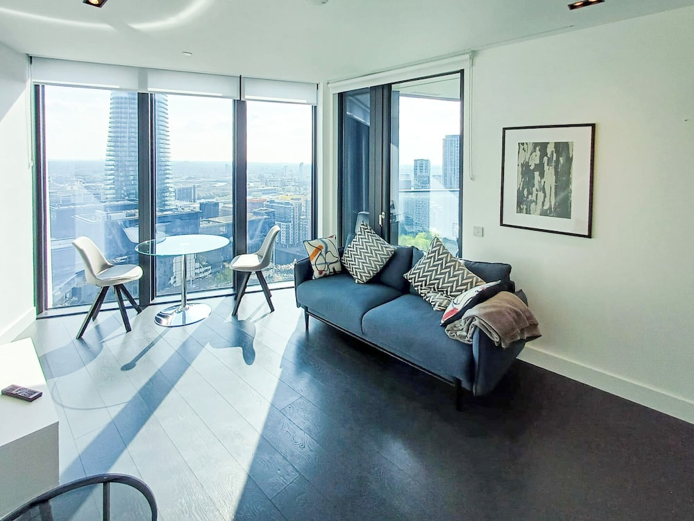 One Bedroom Apartment City View