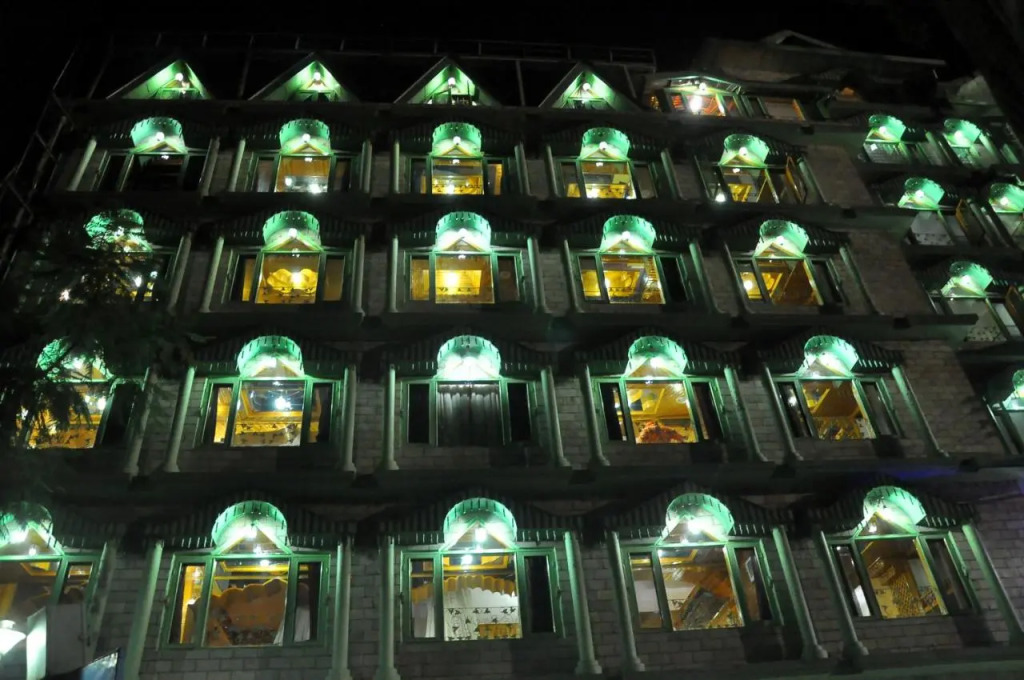 BrightLand Hotel