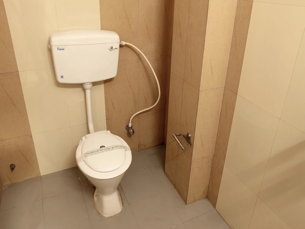 Hotel O Sarat Bose Road Formerly Shree Guest House