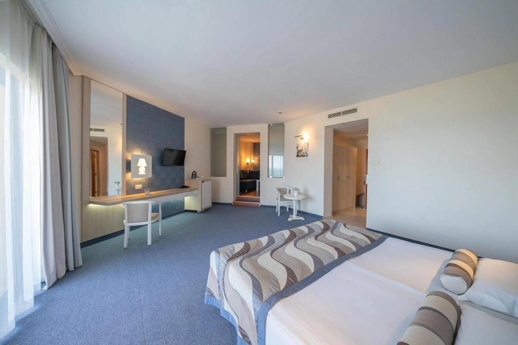 GRIFID Arabella Hotel - Ultra All inclusive & Aquapark