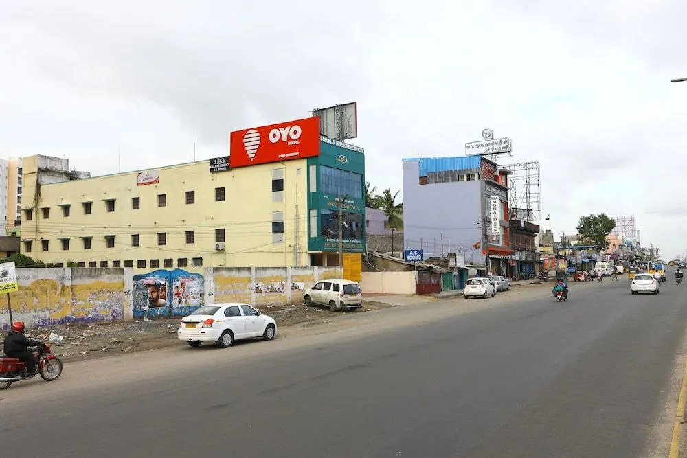 OYO Flagship 1246 Raaj Residency