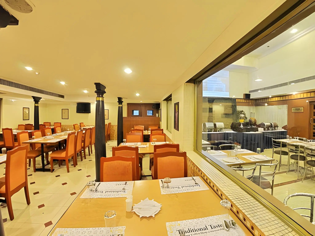 Hotel Chandra Park