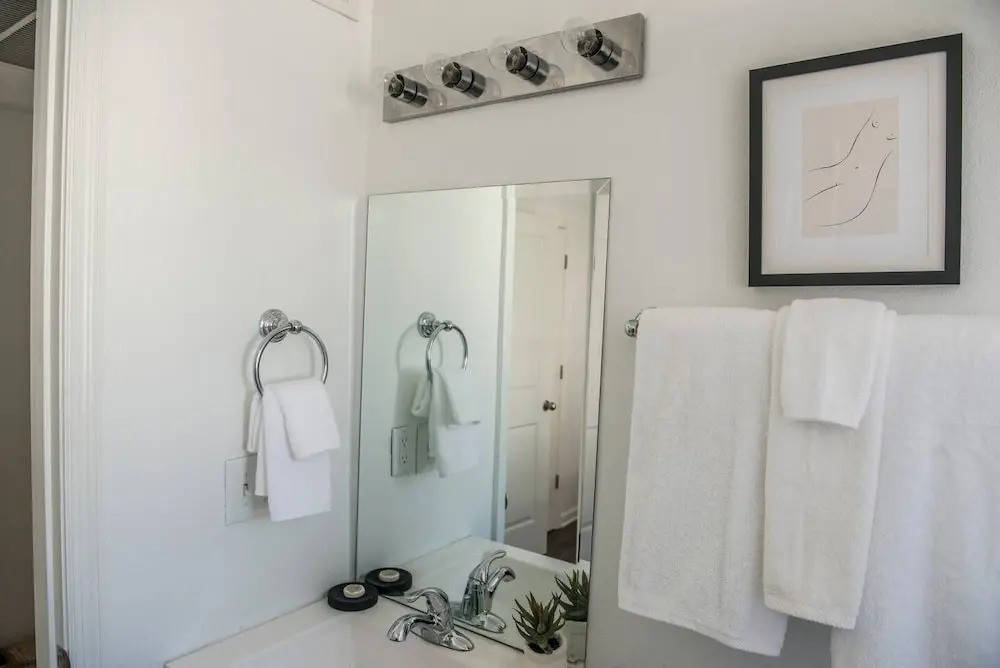 Explore Downtown Nashville Hip Designer Condo