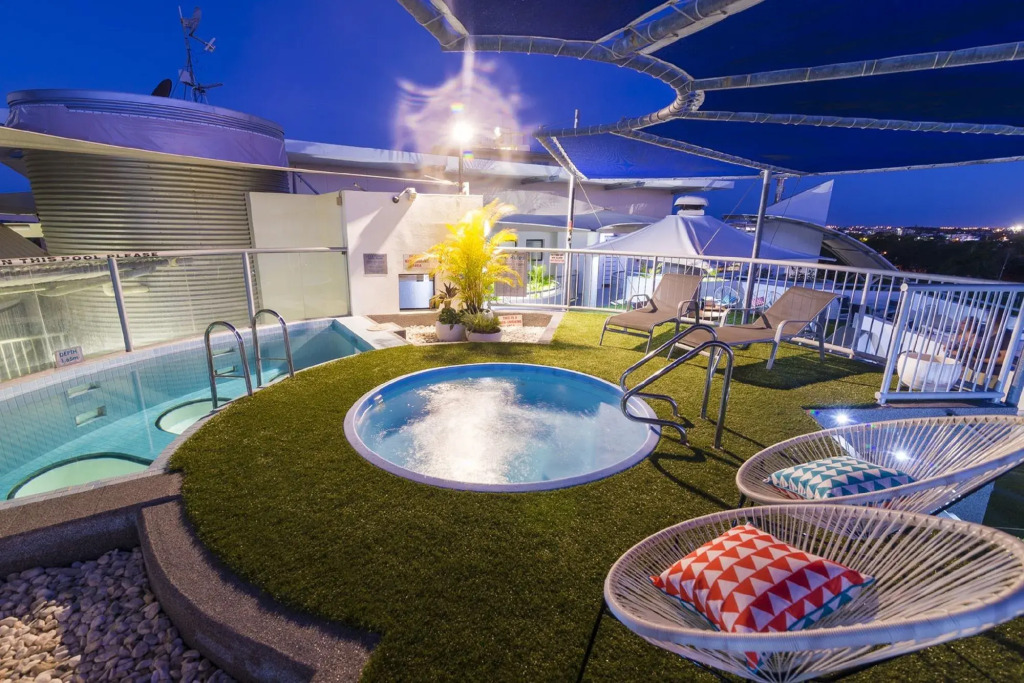 Beach Club Resort Mooloolaba
