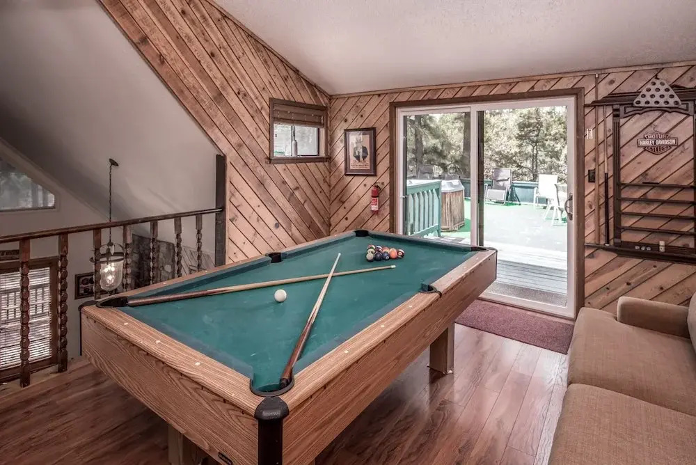 206 Coal Mountain - Three Bedroom Cabin