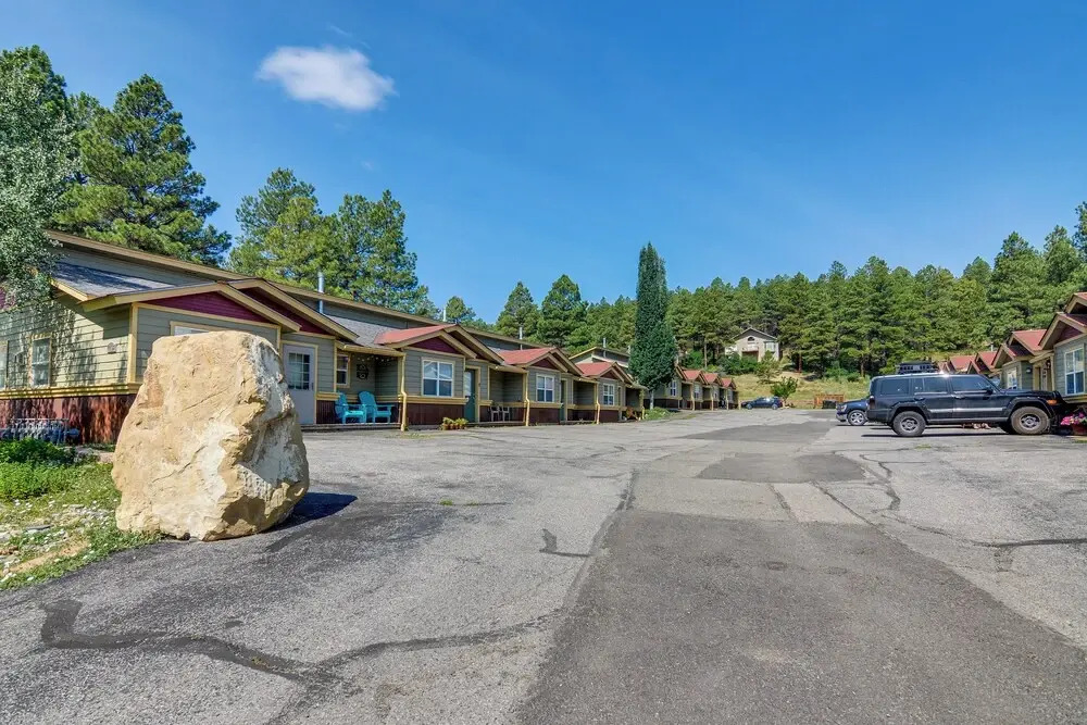 Steps to Lake Pagosa! Remodeled Home w/ Kayaks