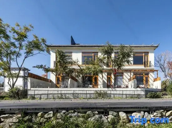Purity Villa.Coastal Tranquility Boutique Accommodation (Dali Xizhou Town Erhai Store)