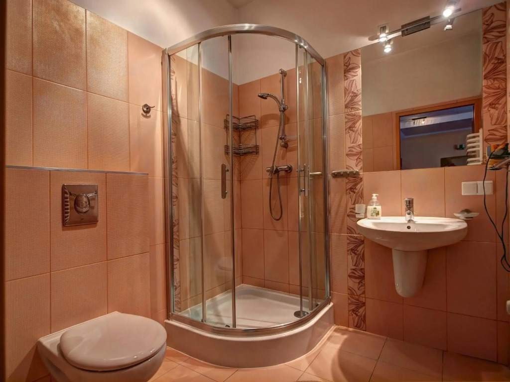 Apartament Radowid 15 w centrum z basenem